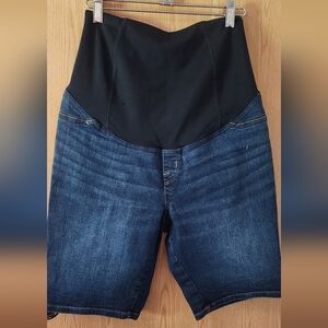 Isabel Maternity by Ingrid & Isabel High Waist Black and Blue Shorts